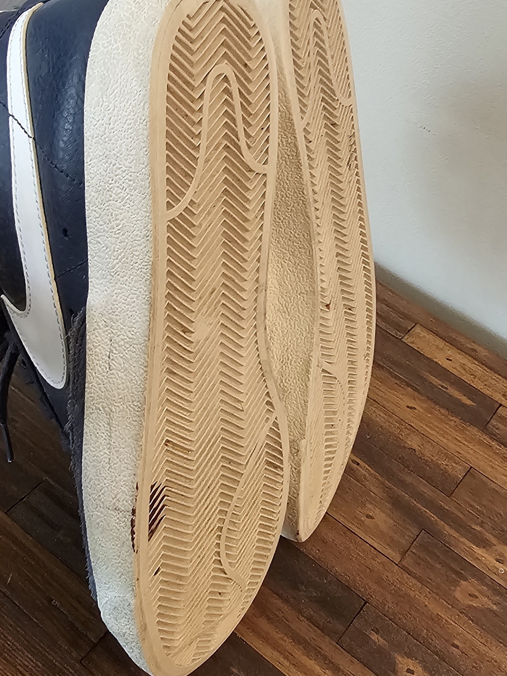 Nike Navy High-Top Sneakers with White Swoosh - Picture 6 of 7